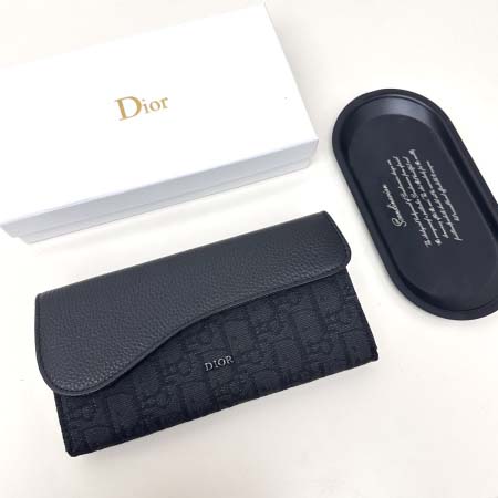2025年3月17日新品財布Dior 4772  19X10...