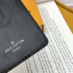 2025年3月17日新品 カードホルダーM12602  Louis Vuitton Monogram Macassar  zy工場