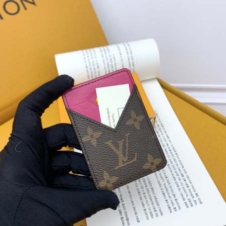 2025年3月17日新品 カードホルダーM12602  Lo...