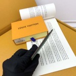 2025年3月17日新品 カードホルダーM12602  Louis Vuitton Monogram Macassar  zy工場