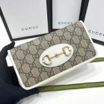2025年3月17日新品財布Gucci 621995   19X10X3  GG Supreme zy工場