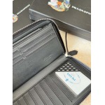 2025年3月17日新品財布PRADA blue  21cmX12cmX2.5cm  zy工場