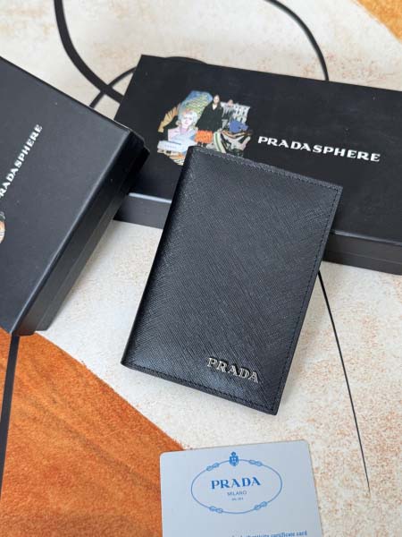 2025年3月17日新品財布PRADA  2MV017 9....