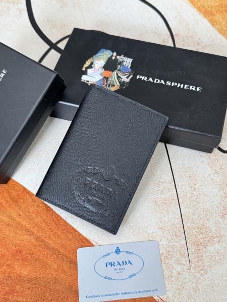 2025年3月17日新品財布PRADA  2MV017 9....