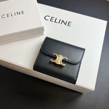 2025年3月17日新品財布  CELINE w10.5×9...