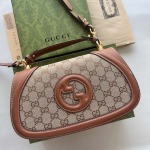 2025年3月17日新品バッグ Gucci 815714 27x17x7cm  zy工場