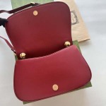 2025年3月17日新品バッグ Gucci 815714 27x17x7cm  zy工場