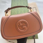 2025年3月17日新品バッグ Gucci 815714 27x17x7cm  zy工場