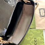 2025年3月17日新品バッグGucci  815711 21.5x 11x 8cm  zy工場