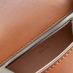 2025年3月17日新品バッグGucci  815711 21.5x 11x 8cm  zy工場