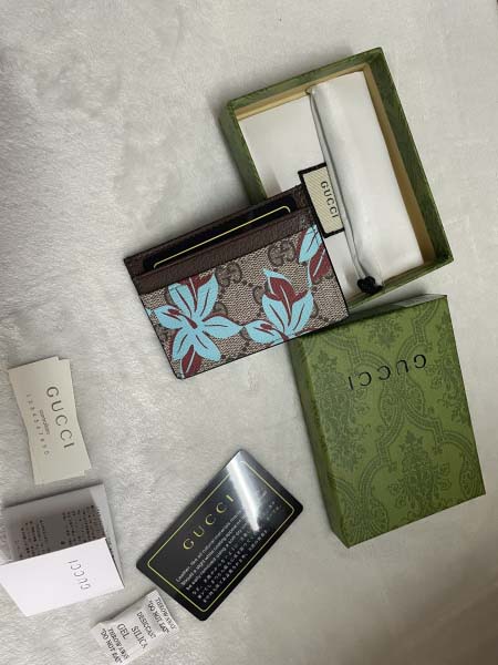 2025年3月17日新作名刺入れ GUCCI    SIZE...