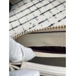 2025年3月17日新作財布 GUCCI 456117   SIZE:19*9.5*2.5CM  zy工場