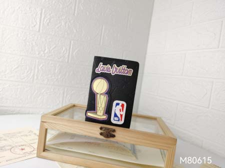 2025年3月17日新作財布Louis VuittonM80...