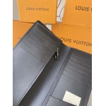 2025年3月17日新作財布Louis VuittonM5819210 x 19 x 2 cm zy工場