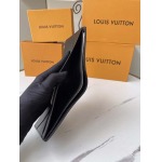 2025年3月17日新作財布Louis VuittonM5818911.5 x 9 x 1.5 cm zy工場
