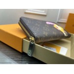 2025年3月17日新作財布Louis VuittonM80857 M60017   SIZE: 19x 12.5x 3.0cm zy工場