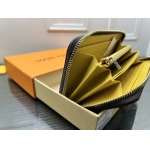 2025年3月17日新作財布Louis VuittonM80857 M60017  SIZE: 19x 12.5x 3.0cm  zy工場