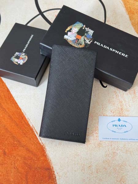 2025年3月17日新作 prada 財布 1M2MV836...