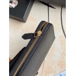 2025年3月17日新作 prada 財布   SIZE:19 cmX12cm zy工場