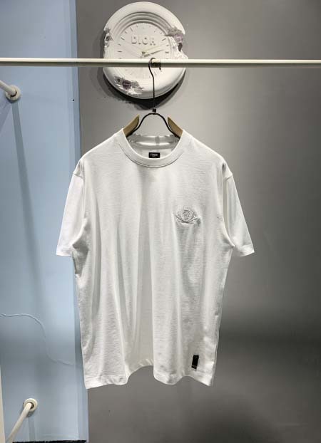 2025年3月19日高品質新作FENDI半袖Tシャツ HoH...