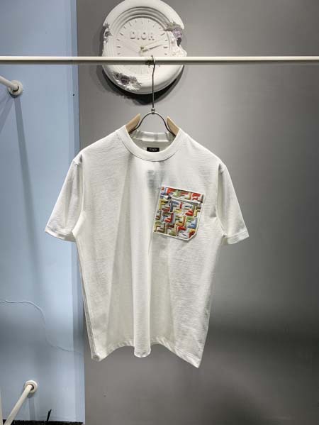 2025年3月19日高品質新作FENDI半袖Tシャツ HoH...