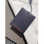 2025年3月19日高品質新作Louis Vuitton半袖Tシャツ HoHo工場