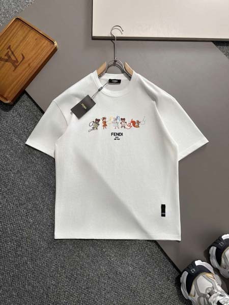 2025年3月19日高品質新作FENDI半袖Tシャツ HoH...