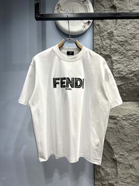 2025年3月19日高品質新作FENDI半袖Tシャツ HoH...
