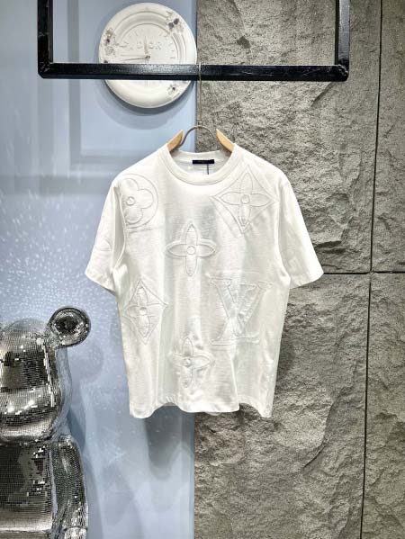 2025年3月19日高品質新作Louis Vuitton半袖...