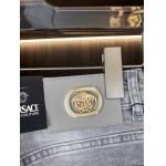 2025年3月21日早春新作Versaceジーパン luols工場