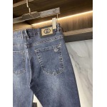 2025年3月21日早春新作Gucciジーパン luols工場