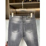 2025年3月21日早春新作Balenciagaジーパン luols工場