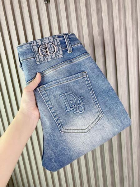 2025年3月21日早春新作Diorジーパン luols工場