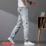 2025年3月21日早春新作Pradaジーパン luols工場