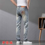 2025年3月21日早春新作loeweジーパン luols工場