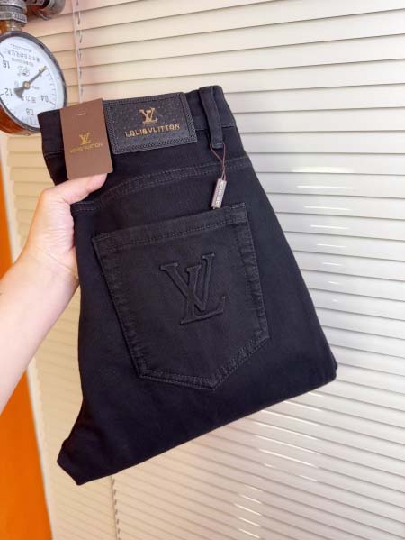 2025年3月21日早春新作Louis Vuittonジーパ...