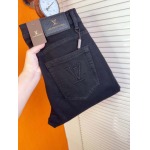 2025年3月21日早春新作Louis Vuittonジーパン luols工場