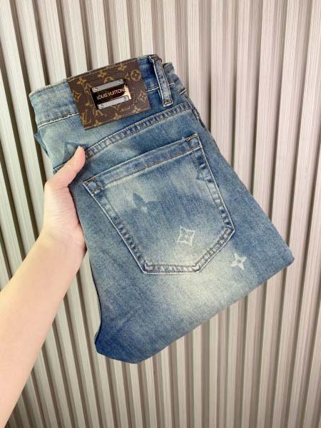 2025年3月21日早春新作Louis Vuittonジーパ...