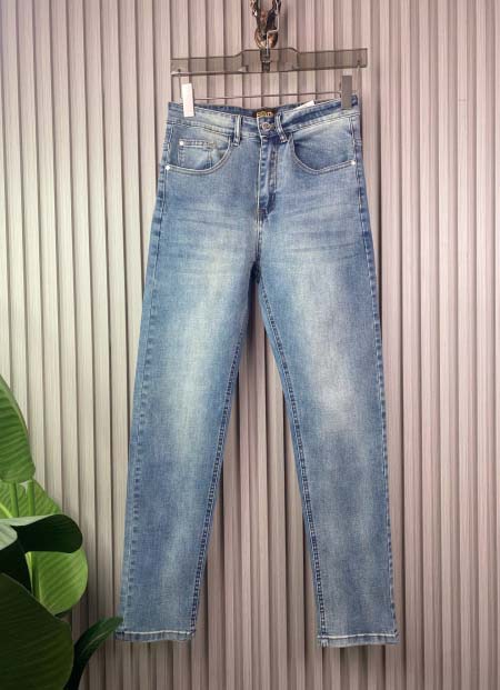 2025年3月21日早春新作 FENDIジーパン luols...