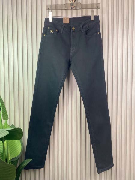 2025年3月21日早春新作Louis Vuittonジーパ...