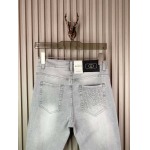 2025年3月21日早春新作Gucciジーパン luols工場