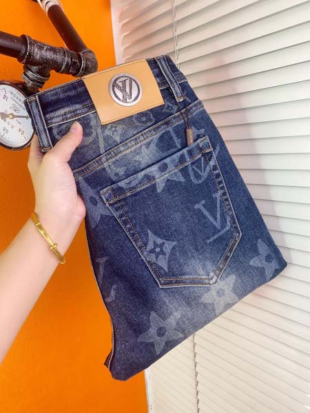 2025年3月21日春夏新作Louis Vuittonジーパ...