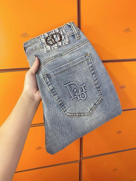 2025年3月21日春夏新作Diorジーパン luols工場