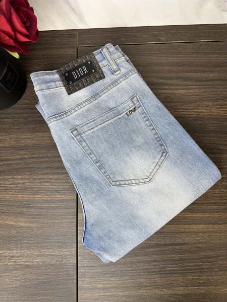 2025年3月21日春夏新作Diorジーパン luols工場