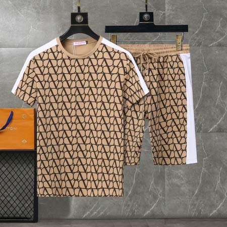 2025年3月25日入荷春夏新作VALENTINO半袖 セッ...