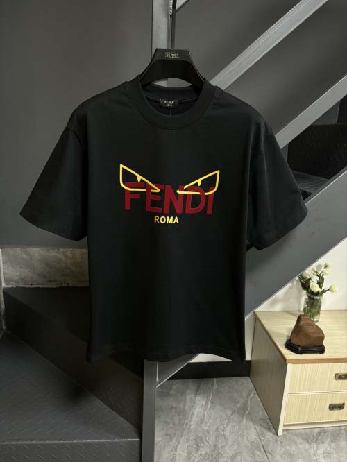 2025年3月26日入荷春夏高品質新作Fendi半袖 tシャ...