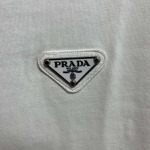 2025年3月27日入荷春夏高品質新作Prada半袖 tシャツTF工場