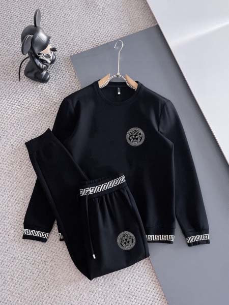 2025年3月28日入荷新作VERSACE春秋メンズ 上下セ...