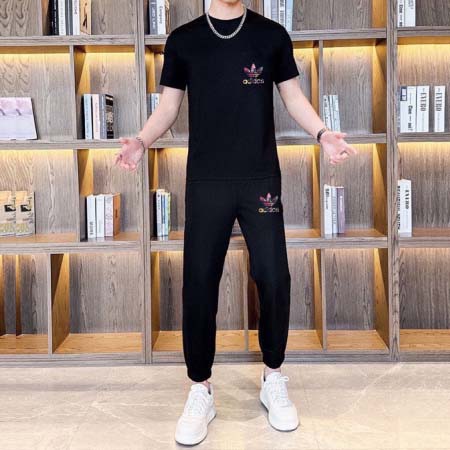 2025年3月28日入荷新作adidas夏メンズ 上下セット...