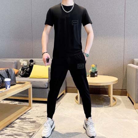 2025年3月29日入荷新作GUCCI夏メンズ 上下セットM...